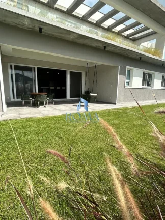 Imagem Casa em Condomínio 4 dormitórios à venda São José Santa Maria/RS