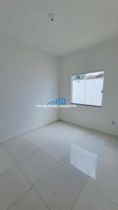 Imagem Casa para Venda em Feira de Santana, Feira 7, 2 dormitórios, 1 banheiro, 2 vagas