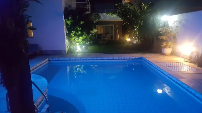 Imagem RESIDÊNCIA NO CONDOMINIO CRYSTAL LAKE - BARRA DA TIJUCA - RJ