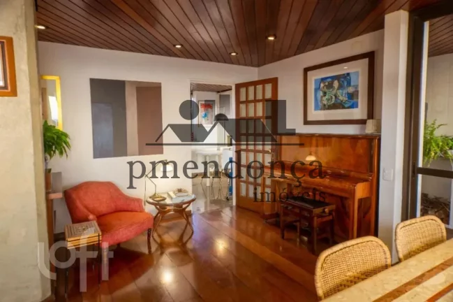 Imagem Apartamento Duplex no Sumaré com 3 suítes, 3 vagas, 208 m²