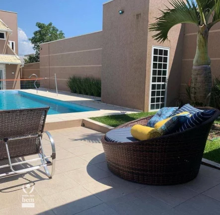 Imagem Casa 480m² com espaço gourmet e piscina, 7 quartos, 5 vagas de garagem à venda por R$ 2.500.000 - Piçarras - Guaratuba/PR