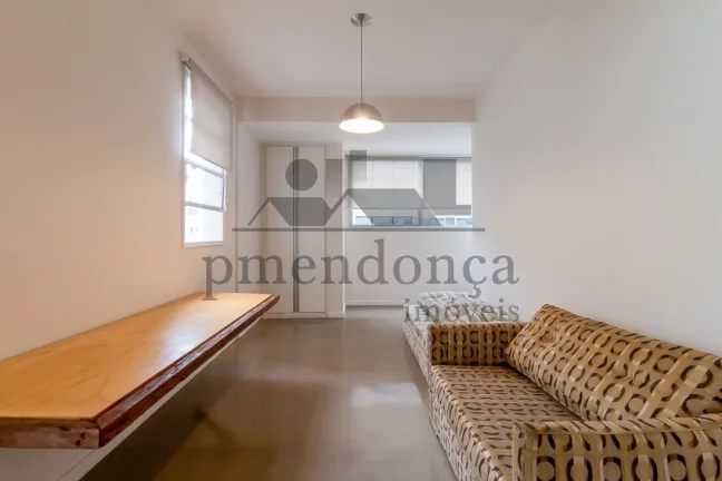 Imagem Apartamento reformado na Haddock Lobo, 3 quartos (1suíte) e 1 vaga.