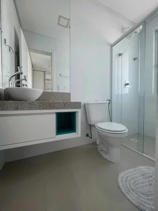 Imagem Apartamento com 2 suítes e 2 vagas de garagem no Bairro Pioneiros em Balneário Camboriú/SC