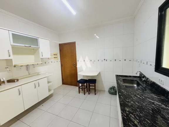 Imagem Apartamento à venda 3dormitórios,2 suítes e 2 vagas demarcadas - Pompéia / Santos