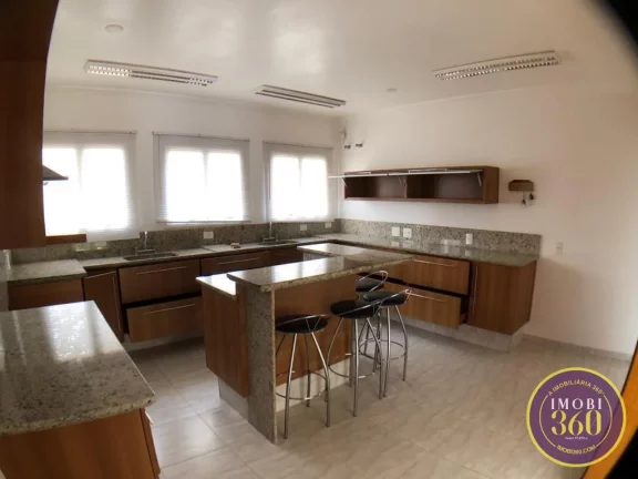 Imagem Linda e espaçosa casa assobradada.