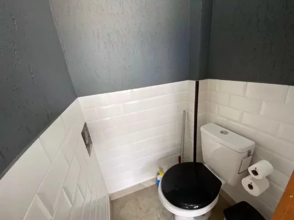 Imagem Casa em Condomínio para Venda em Rio de Janeiro, Brás de Pina, 2 dormitórios, 1 suíte, 4 banheiros, 1 vaga