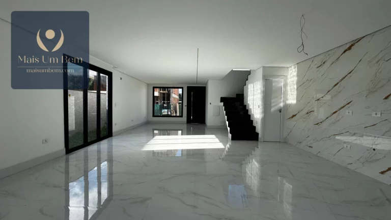 Imagem Sobrado Tríplex com Terraço em condomínio fechado com Piscina, 3 suítes, 171 m² por R$ 1.290.000 - Santa Cândida - Curitiba/PR