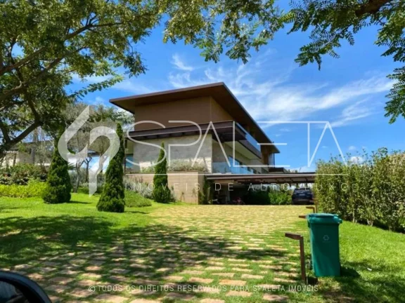 Imagem Residência cinematográfica com vista para o lago e campo de golfe à venda na Fazenda Boa Vista