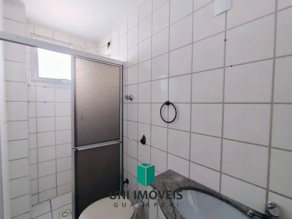 Imagem Ótimo apartamento 2 qtos com varanda frente para a rua à venda na Praia do Morro - Guarapari
