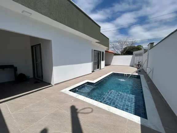 Imagem Casa para Venda em Itanhaém, Bopiranga, 2 dormitórios, 1 suíte, 1 banheiro, 4 vagas