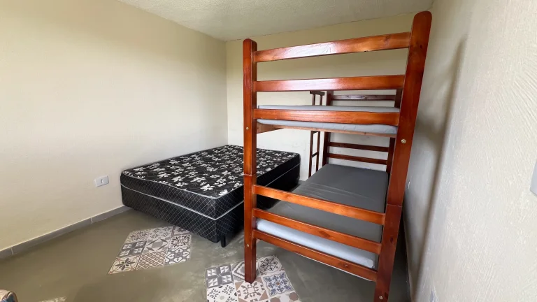 Imagem Oportunidade imperdível: Chácara à venda em Araçoiaba da Serra-SP, no bairro Cercado, com 7 quartos, 4 suítes e 500m² de área!