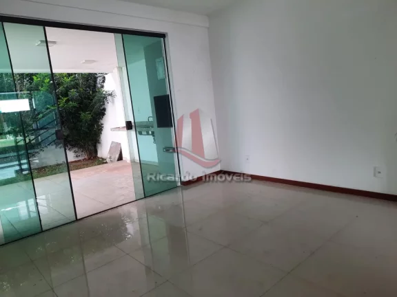 Imagem Linda Casa Duplex Localização Privilegiada c/ 150 m²