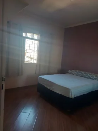 Imagem Sobrado com 3 dormitórios à venda, 255 m² por R$ 800.000,00 - Vila Júlia - Poá/SP