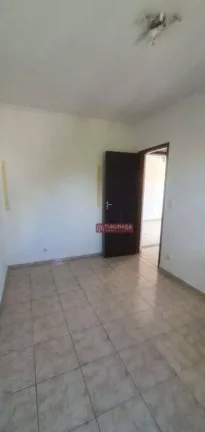 Imagem Apartamento com 2 dormitórios à venda, 65 m² por R$ 337.000 - Picanço - Guarulhos/SP