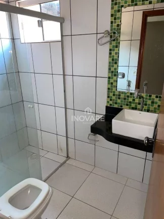 Imagem Casa com 3 dormitórios à venda, 159 m² por R$ 300.000,00 - Setor Primavera - Araporã/MG
