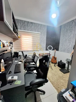 Imagem Casa Terrea, 3 Dormitórios (1Suite), 120m², Vila Branca Jacareí.
