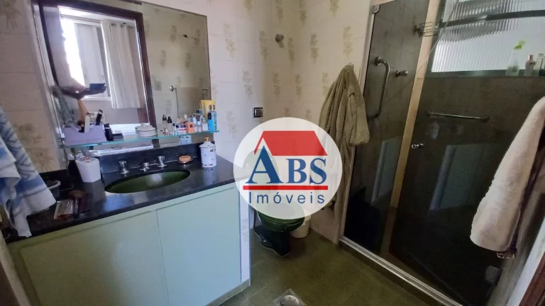 Imagem Apartamento com 3 dormitórios à venda, 167 m² por R$ 720.000 - Pompéia - Santos/SP a uma quadra da praia