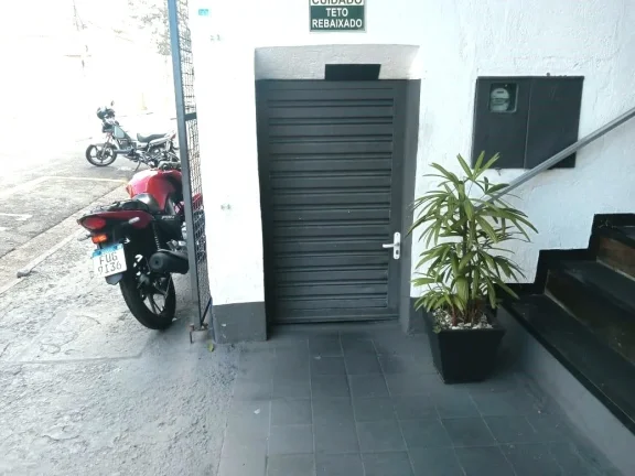 Imagem Oportunidade Única em São Caetano do Sul: Galpão Comercial no Bairro Cerâmica