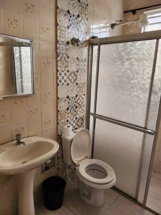 Imagem Casa com 2 dorms, Ocian, Praia Grande - R$ 410 mil, Cod: 2210