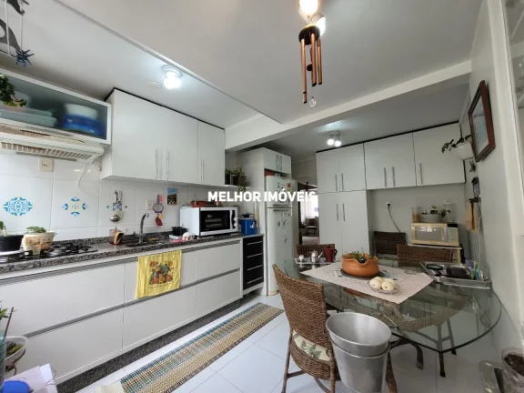 Imagem Apartamento á venda no Edifício Alfa Centauro localizado na Quadra Mar no centro de Balneário Camboriú.