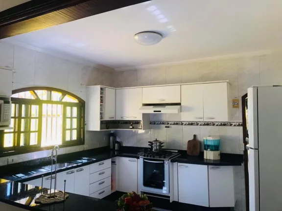 Imagem Sobrado com 3 dormitórios à venda, 236 m² por R$ 695.000,00 - Vila Correa - Ferraz de Vasconcelos/SP