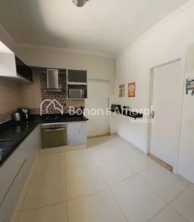 Imagem Casa incrível em condomínio fechado, com 3 quartos, sendo 2 suítes, e um ambiente perfeito para o...