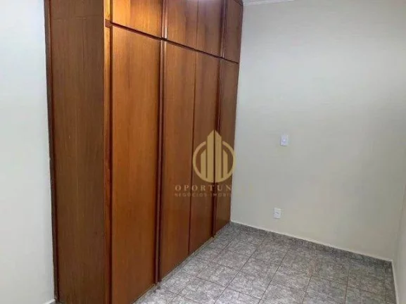 Imagem Sobrado com 3 dormitórios e edícula