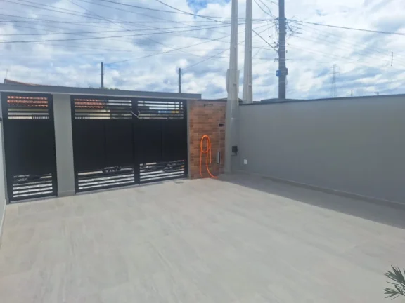 Imagem Casa para Venda em Itanhaém, Cibratel II, 3 dormitórios, 1 suíte, 2 banheiros, 2 vagas