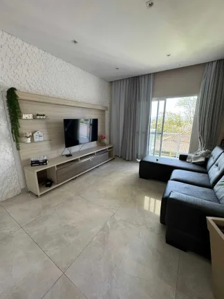 Imagem Casa com 3 dormitórios sendo 1 suíte e 2 vagas - Iririú | Joinville/SC