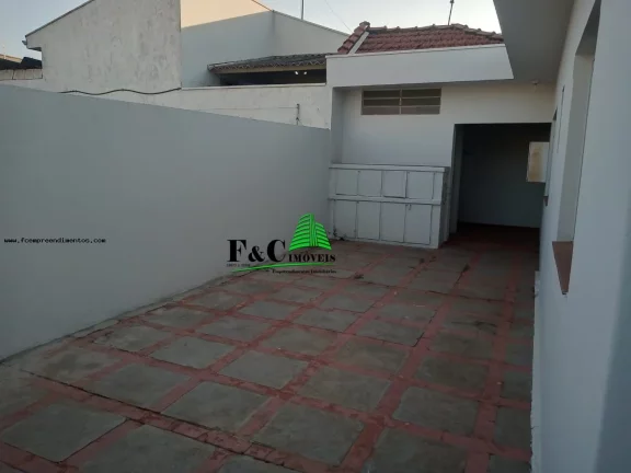 Imagem Casa para Locação em Limeira, Vila Cristóvam, 3 dormitórios, 3 banheiros, 1 vaga
