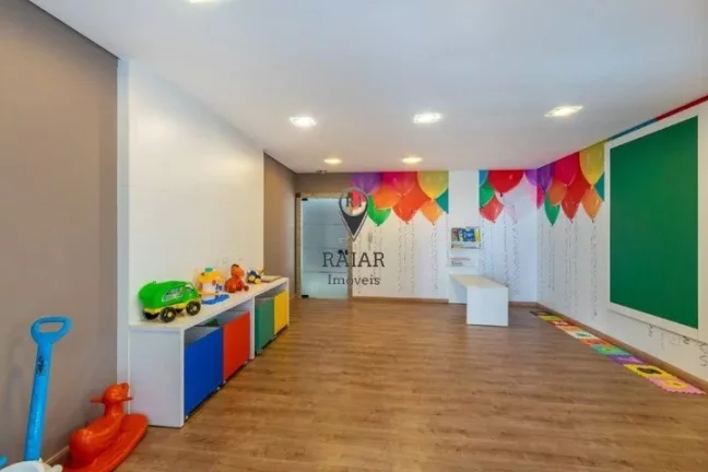 Imagem Onde a localização ímpar e a qualidade construtiva se unem ao bom gosto para criar um lugar do qu... Imagem Onde a localização ímpar e a qualidade construtiva se unem ao bom gosto para criar um lugar do qu...