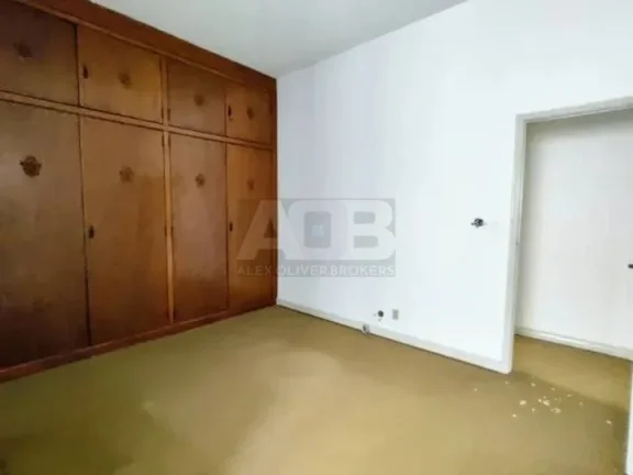 Imagem Apartamento à venda em Copacabana, 233m2, 4 quartos, 1 Vaga, na Bolívar.