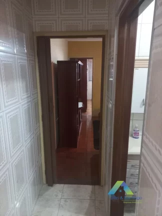 Imagem Casa à venda no bairro Jardim Cristiane - Santo André/SP