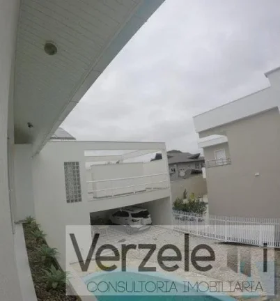 Imagem Casa em Condomínio para Venda em Balneário Camboriú / SC no bairro Estados