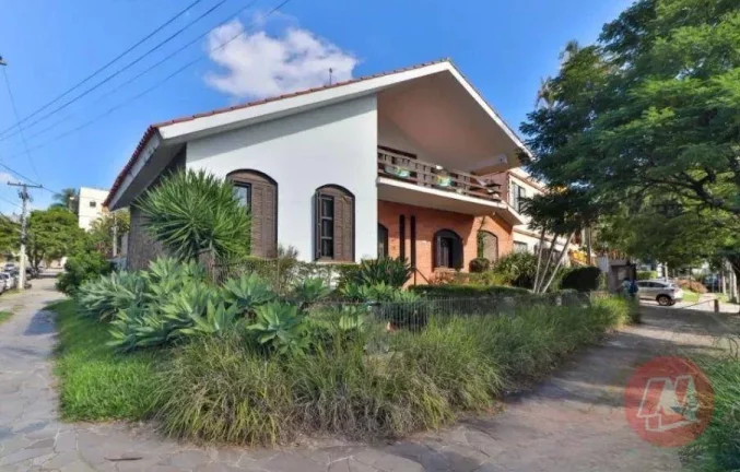 Imagem Casa à venda, 405 m² por R$ 2.450.000,00 - Chácara das Pedras - Porto Alegre/RS