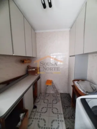 Imagem Sobrado com 208m². O imóvel possui 4 dormitórios, todos mobiliados, sendo 3 suítes, além de sac...