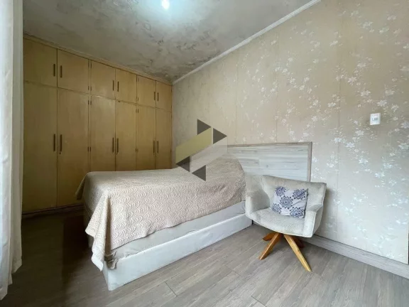 Imagem Casa Sobreposta para Venda em Santos, Encruzilhada, 2 dormitórios, 2 banheiros