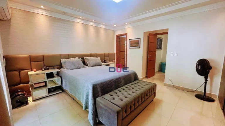 Imagem Casa com 3 dormitórios à venda, 277 m² por R$ 1.850.000 - Campo Grande - Santos/SP