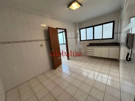 Imagem Apartamento 2 dormitórios com suíte e vaga privativa fechada na Ponta da Praia em Santos por R$695.000,00