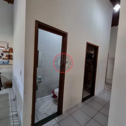 Imagem CASA AMPLA COM 4 DORMITÓRIOS, SENDO 1 SUÍTE, QUINTAL, PISCINA AREA GOURMET, EM EXCELENTE LOCALIZAÇÃO A VENDA EM BOISSUCANGA