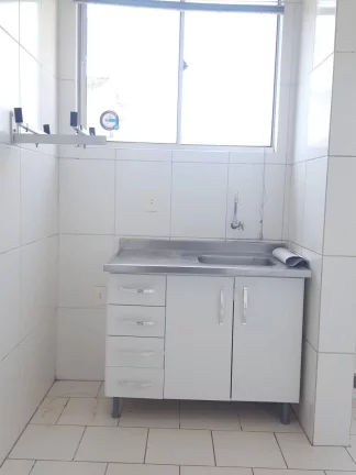 Imagem Apartamento reformado e ensolarado na Cidade Baixa — a um passo da Redenção!