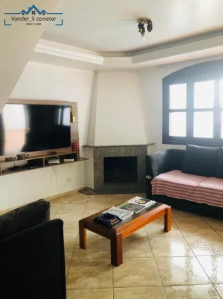 Imagem Sobrado com 3 quartos e 1 suite, para venda no birro 3 Bandeiras.