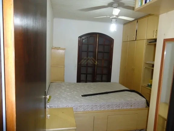 Imagem Sobrado em condomínio fechado – conforto, espaço e localização privilegiada