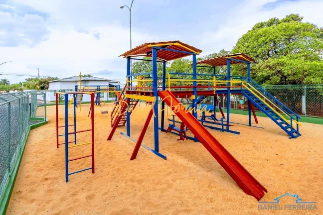 Imagem Terreno plano com 600 m² à venda no condomínio Parque do Mirante