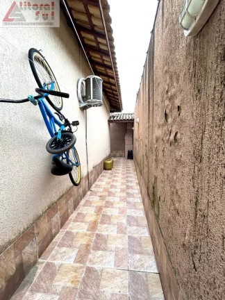 Imagem CASA RESIDENCIAL em PRAIA GRANDE - SP, MARACANÃ