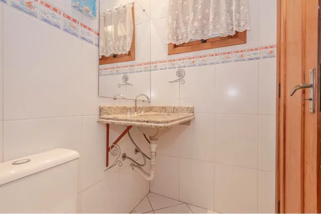Imagem Casa à venda no bairro Jardim Itu - Porto Alegre/RS