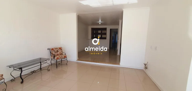 Imagem CASA MARAVILHOSA NO BAIRRO DUQUE COM PISCINA