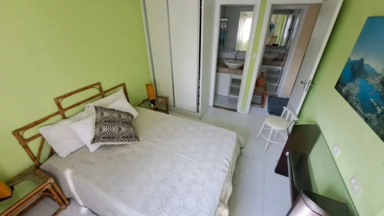 Imagem PITANGUEIRAS- CALÇADÃO , MARAVILHOSO APARTAMENTO , LOCALIZAÇÃO ESPETACULAR , GARAGEM NO PRÉDIO.