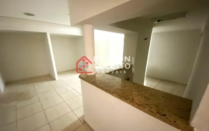 Imagem "Chave na Mão" Salão comercial para alugar no centro, esquina com a Rua Governador Pedro de Toledo, em Piracicaba