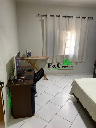 Imagem Casa Comercial para Venda em Limeira, Jardim Piratininga, 4 dormitórios, 2 banheiros, 2 vagas